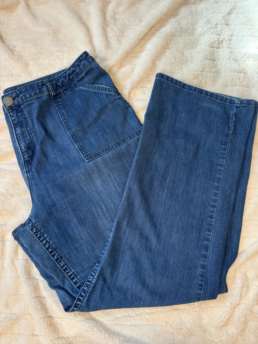 Avenue Women's Straight-Leg Jeans in Classic Blue Size 22 Tall